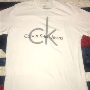 Calvin Klein Tee